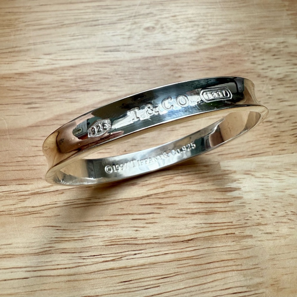 Tiffany & Co. 925 Sterling Silver Bangle Vintage 1997